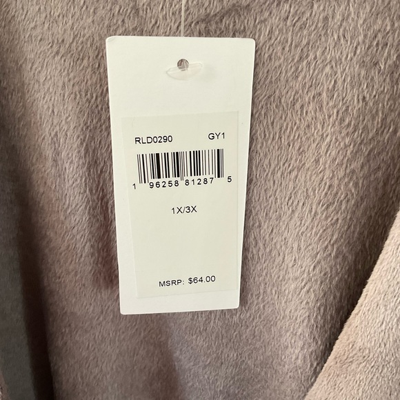 Splendid Velour Robe - Picture 11 of 14